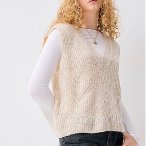 Only ivory cream touch of wool fluffy pointelle knit V-neck sweater vest NWT